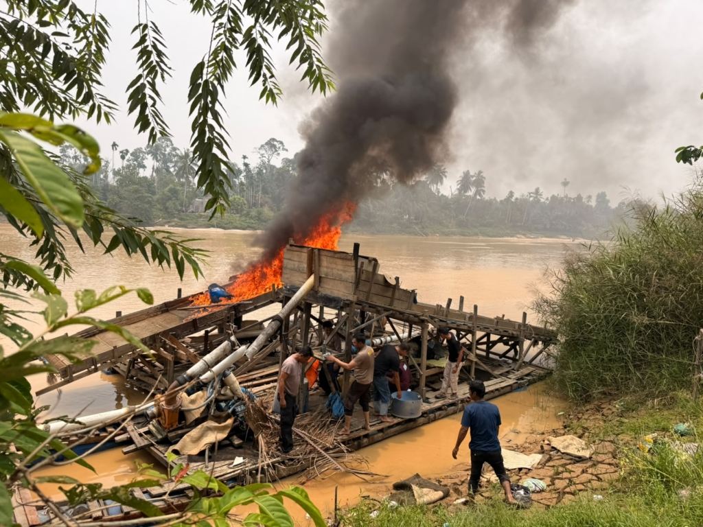 Lewat Layanan 110, Warga Cerenti Laporkan PETI di Sungai